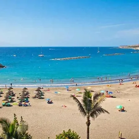 Big Beachfront In Los Cristianos! Apartamento Arona (Tenerife)